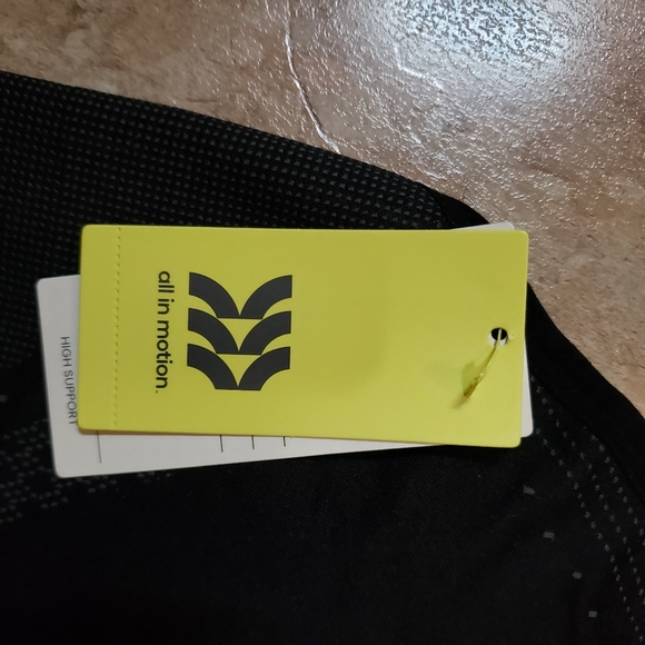 Nwt All in Motion sportsbra - Picture 2 of 6